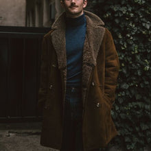 Load image into Gallery viewer, Men's Fashion Warm Velvet Lapel Coat