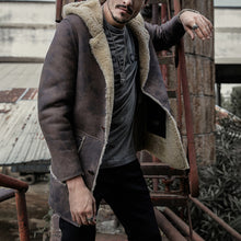 Load image into Gallery viewer, Men's Vintage Hooded Warm Sheepskin Coat