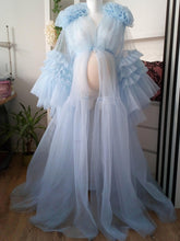 Load image into Gallery viewer, Maternity Elegant Soft Yarn Photography Dress