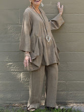 Load image into Gallery viewer, Women's Casual Solid Color Pocket Suit
