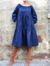 Load image into Gallery viewer, Pleated Design Long Sleeve Fashion Dress