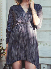 Load image into Gallery viewer, Autumn V-neck Loose Maternity Top