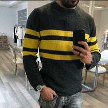 Load image into Gallery viewer, Men's Casual Round Neck Contrast Color Pullover Sweater