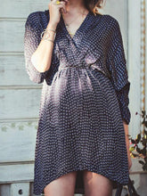 Load image into Gallery viewer, Autumn V-neck Loose Maternity Top