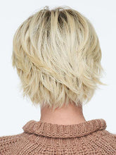 Load image into Gallery viewer, Golden fluffy natural fashion wig