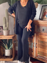 Load image into Gallery viewer, Fashion Loose Knitted Three-piece Suit