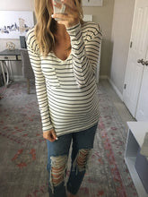 Load image into Gallery viewer, Striped V-Neck Thin Maternity Tops