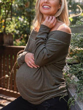 Load image into Gallery viewer, Gray Casual Knitted Maternity Top