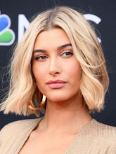 Load image into Gallery viewer, Beautiful Medium Hairstyle Natural Fashion Lady Wig