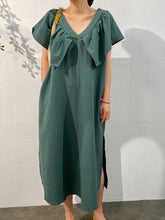 Load image into Gallery viewer, Fashion Loose V Neck Slit Dress