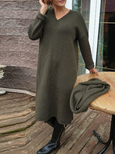 Load image into Gallery viewer, Autumn and Winter Knitted Pile Collar Dress