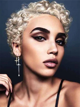 Load image into Gallery viewer, Blond Curly Hair Fashion Chemical Fiber Wig