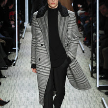Load image into Gallery viewer, Men's Fashion Fur Collar Plaid Coat