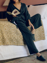 Load image into Gallery viewer, Loose and Comfortable Cotton and Linen Suit