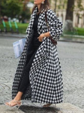 Load image into Gallery viewer, Black And White Plaid Printing Plus Size Women's Coat