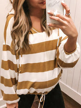 Load image into Gallery viewer, Hooded Loose Striped Maternity Tops