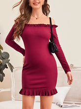 Load image into Gallery viewer, Maternity Sexy Strapless Fungus Fringe Bodycon Dress