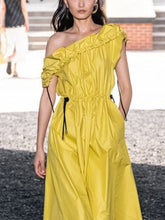 Load image into Gallery viewer, Fashion Pleated Off Shoulder Dress
