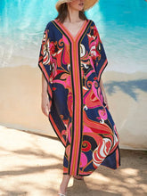 Load image into Gallery viewer, Color Matching Fashion Vacation Women's Dress
