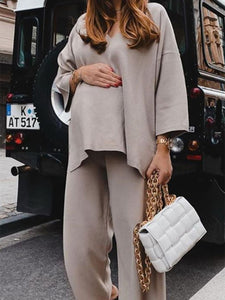 Autumn and Winter Solid Color V-neck Loose Pullover and Wide-leg Pants Suit