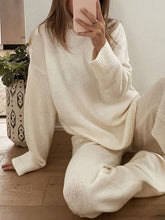Load image into Gallery viewer, Casual and Comfortable Knitted Solid Color Ladies Suit
