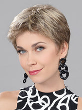 Load image into Gallery viewer, Golden Fluffy Natural Fashion Wig
