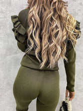 Load image into Gallery viewer, Fashion Knitted Ruffled Long Sleeves and Pants Suit
