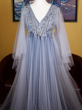 Load image into Gallery viewer, Maternity Sexy V-Neck Flower Applique Long Sleeve Photography Dress
