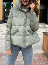 Load image into Gallery viewer, High-neck Fashion Padded Jacket
