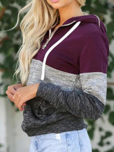 Load image into Gallery viewer, Fall Women Comfy and Stylish Contrasting Color Hoodies
