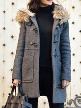 Load image into Gallery viewer, Fashion Casual Fur Collar Horn Button Coat
