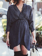 Load image into Gallery viewer, Autumn V-neck Loose and Comfortable Maternity Dress
