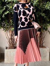 Load image into Gallery viewer, Casual Fashion Ladies Leopard Print Blouse and Gradient Pleated Skirt

