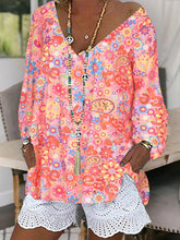 Load image into Gallery viewer, Women's V-Neck Print Short Suit
