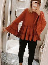 Load image into Gallery viewer, Cotton Lantern Sleeve Top
