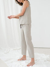 Load image into Gallery viewer, Women's Casual Linen Sleeveless Suit
