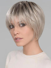 Load image into Gallery viewer, Gradient Soft Chemical Fiber Short Wig
