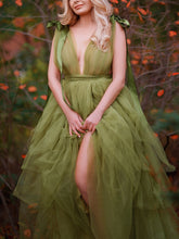 Load image into Gallery viewer, Maternity Sexy Green Tulle V-Neck Photography Dress
