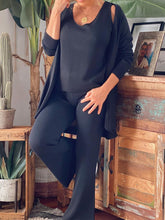 Load image into Gallery viewer, Fashion Loose Knitted Three-piece Suit
