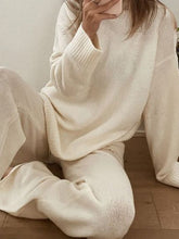 Load image into Gallery viewer, Casual and Comfortable Knitted Solid Color Ladies Suit
