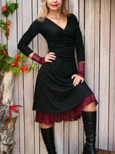 Load image into Gallery viewer, Black Lace Long Sleeves Cute Women's Suits
