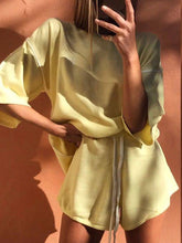 Load image into Gallery viewer, Fashion Casual Short Sleeve Knit Suit
