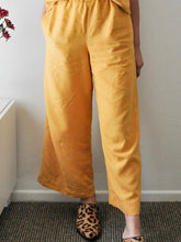 Load image into Gallery viewer, Casual All-match Cotton and Linen Solid Color Suit
