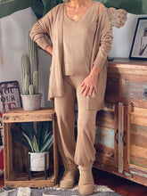 Load image into Gallery viewer, Fashion Loose Knitted Three-piece Suit
