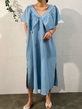 Load image into Gallery viewer, Fashion Loose V Neck Slit Dress
