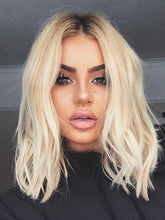 Load image into Gallery viewer, Fashionable Lady's Wig With Medium Hairstyle And Natural
