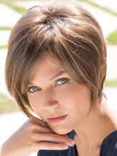 Load image into Gallery viewer, Elegant Lightweight Short Women's Wig
