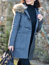 Load image into Gallery viewer, Fashion Casual Fur Collar Horn Button Coat
