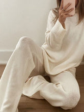 Load image into Gallery viewer, Casual and Comfortable Knitted Solid Color Ladies Suit

