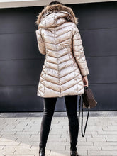 Load image into Gallery viewer, Autumn and Winter Fashion Fur Collar Warm Ladies Down
